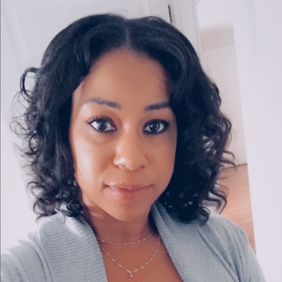 Meet your Posher, Alisha - Picture 1 of 1